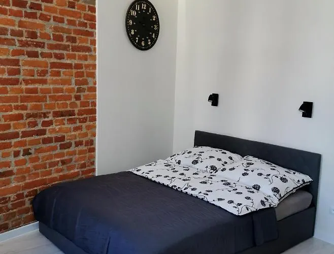 Charming In The Centre,